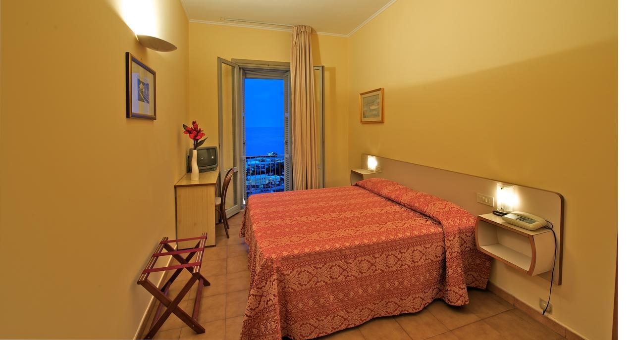Hotel Ideale Ortona Kültér fotó